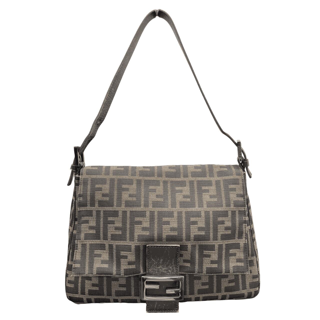 楽天市場】FENDI MASSENGER BAG 7VA470 ALKA F0R2A NERO+SUNF