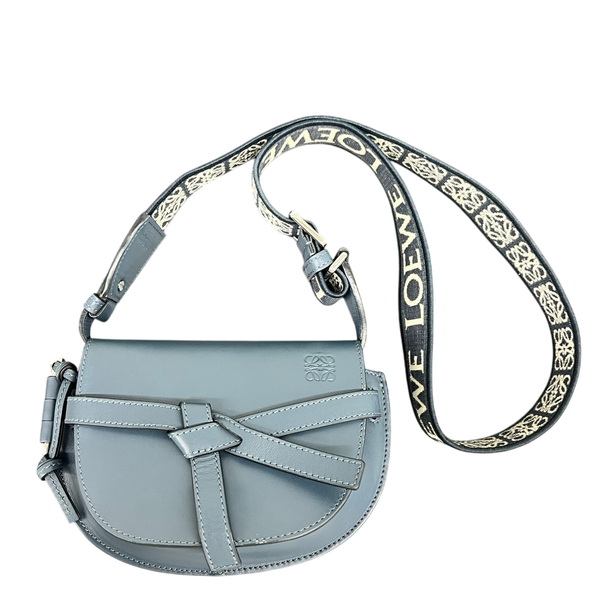 LOEWE ホワイトレザー ハンドバッグ Loewe | Puzzle Fold Pouch – Kirna Zabête