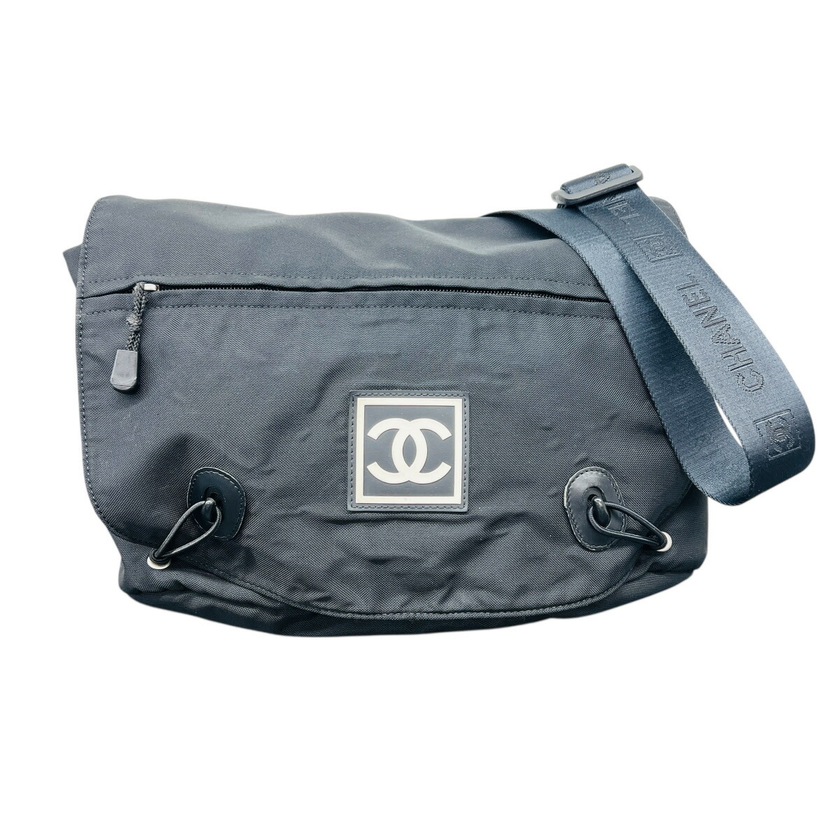 【4/14価格改定】CHANEL 希少 シャネル スポーツライン ショルダーバッグ ココマーク ナイロン 8番台シリアル メッセンジャーバッグ シルバー金具 Bランク 鑑定済 中古 シャネルバッグ