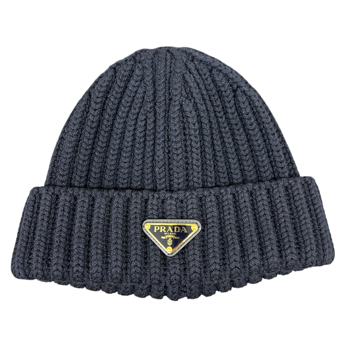 【人気】PRADA ニット帽　ロゴ　ブラック　三角　プレート 人気】PRADA ニット帽 ロゴ ブラック 三角 プレート - メルカリ