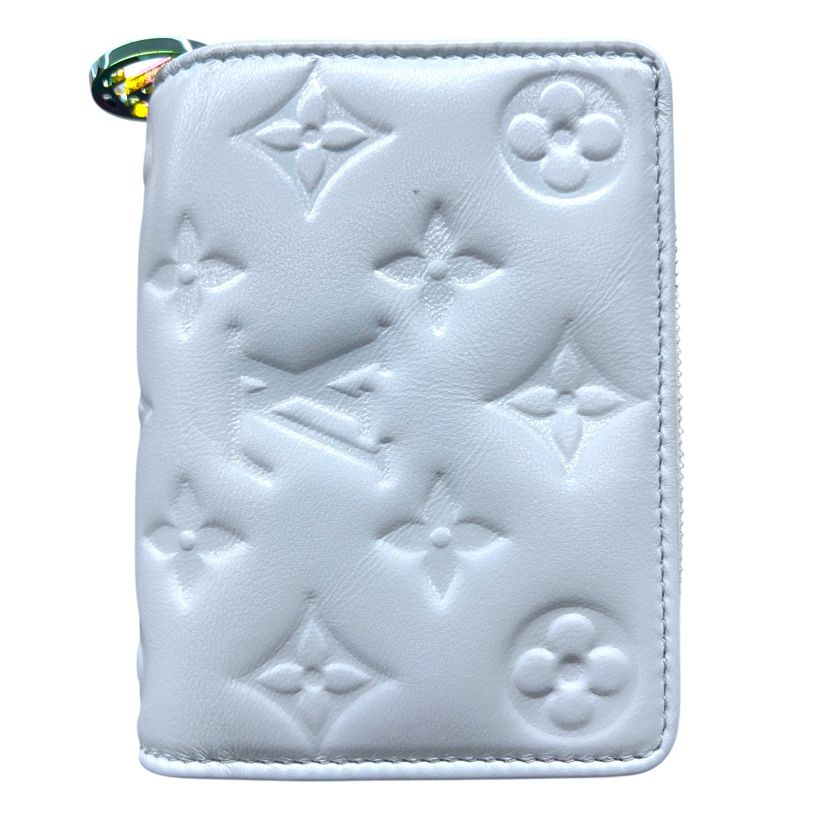 LOUIS VUITTON 展示品級 ルイヴィトン ポルトフォイユルー モノグラム エンボス レインボー ウォッシュドブルー 二つ折り財布 M83683 レザー RFID確認済 ライトブルー コンパクトウォレット ミニ ヴィトン LV SAランク 中古 鑑定済 ヴィトン財布