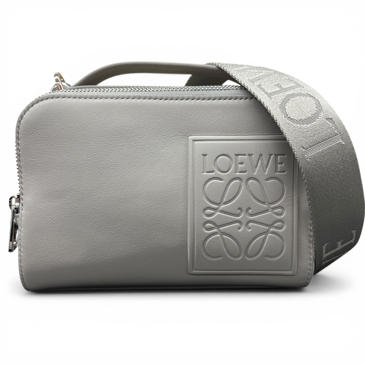 【価格改定】LOEWE 展示品級 カメラバッグ 2way ショルダーバッグ ハンドバッグ C565R41X04 カーフ レザー グレー クロスボディ ポシェット ミニバッグ レディース ユニセックス SAランク 中古 鑑定済 ロエベバッグ｜ラグゼル 店 97,130円
