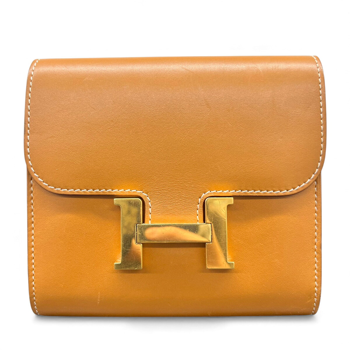 【価格改定】HERMES エルメス 美品 コンスタンス コンパクト 二つ折り財布 ボックスカーフ C刻印 2018年製造 レザー ブラウン ゴールド コインケース カードケース ミニウォレット ABランク 中古 鑑定済 エルメス財布｜ラグゼル 店