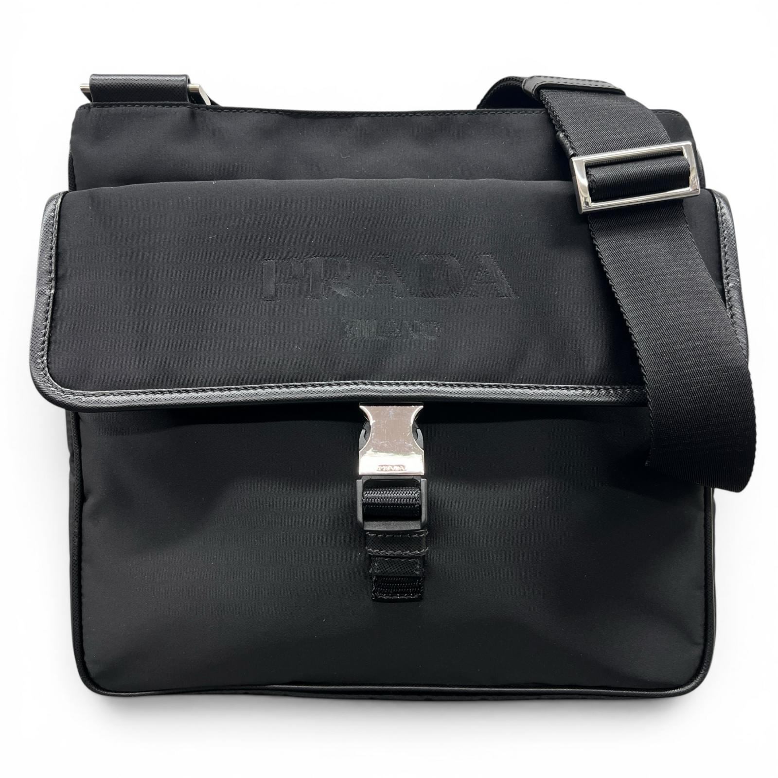 【価格改定】PRADA 極美品 プラダ テスート サフィアーノ ショルダーバッグ VA0269 ナイロン レザー ブラック トライアングルロゴ 三角プレート ロゴプレート クロスボディ メッセンジャー Aランク 鑑定済 中古|ラグゼル 店