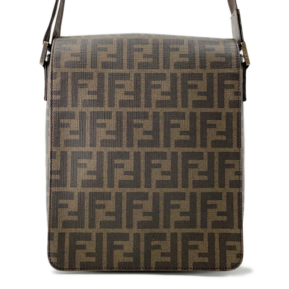 楽天市場】FENDI （フェンディ） FENDIｽﾞｯｶｼｮﾙﾀﾞｰﾊﾞｯｸﾞ バッグ