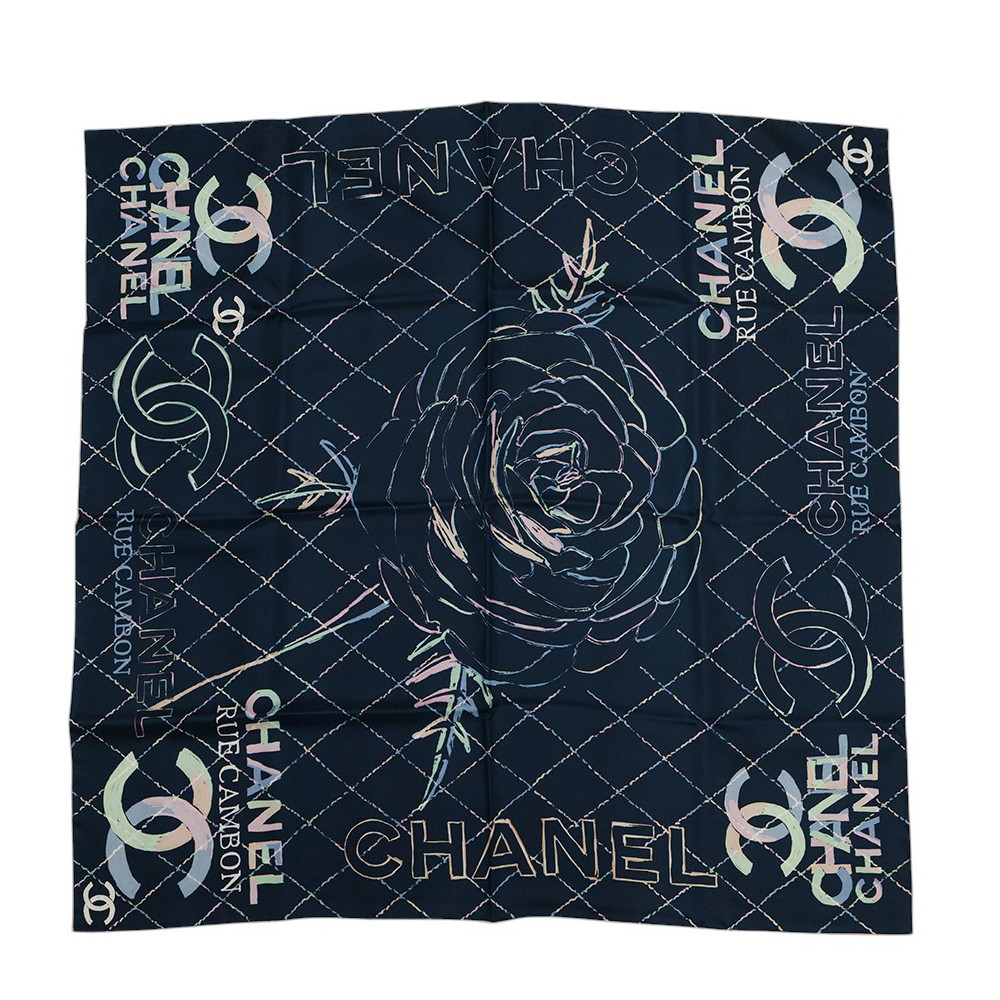美品　シャネル　CHANEL 花柄　スカーフ　大判スカーフ　上品　アイボリー CHANEL シャネル スカーフ 大判スカーフ ココマーク チェーン
