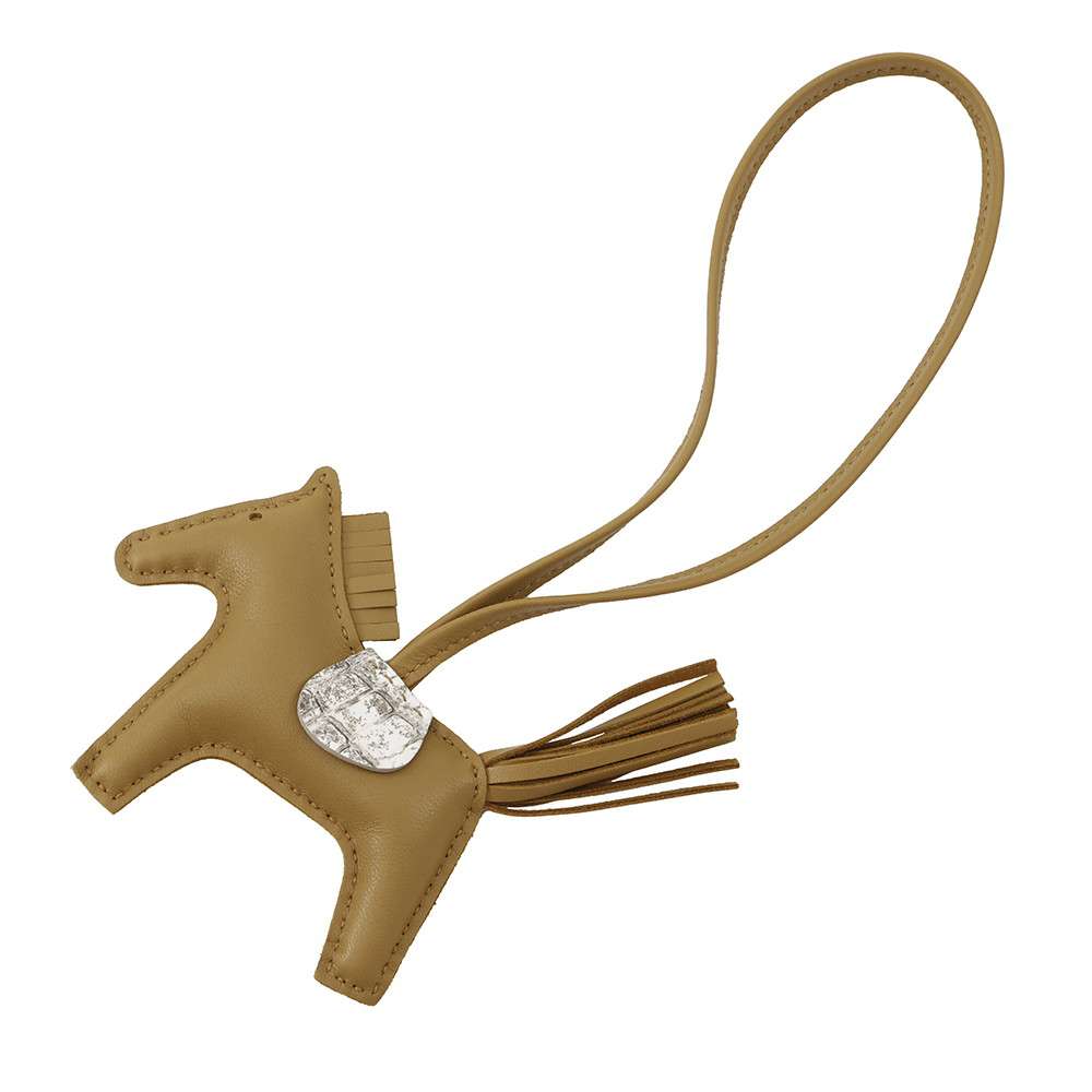 楽天市場】エルメス ロデオ PM バッグチャーム ブルーザンジバル 青