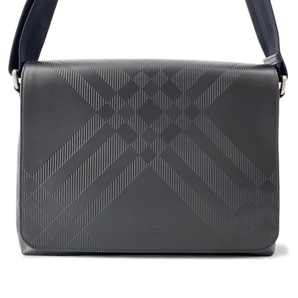 バーバリー ショルダーバッグ エンボスチェック メッセンジャーバッグ カーフレザー 81019221 BURBERRY 黒 【中古】 バーバリー バッグ メンズ BURBERRY BAG