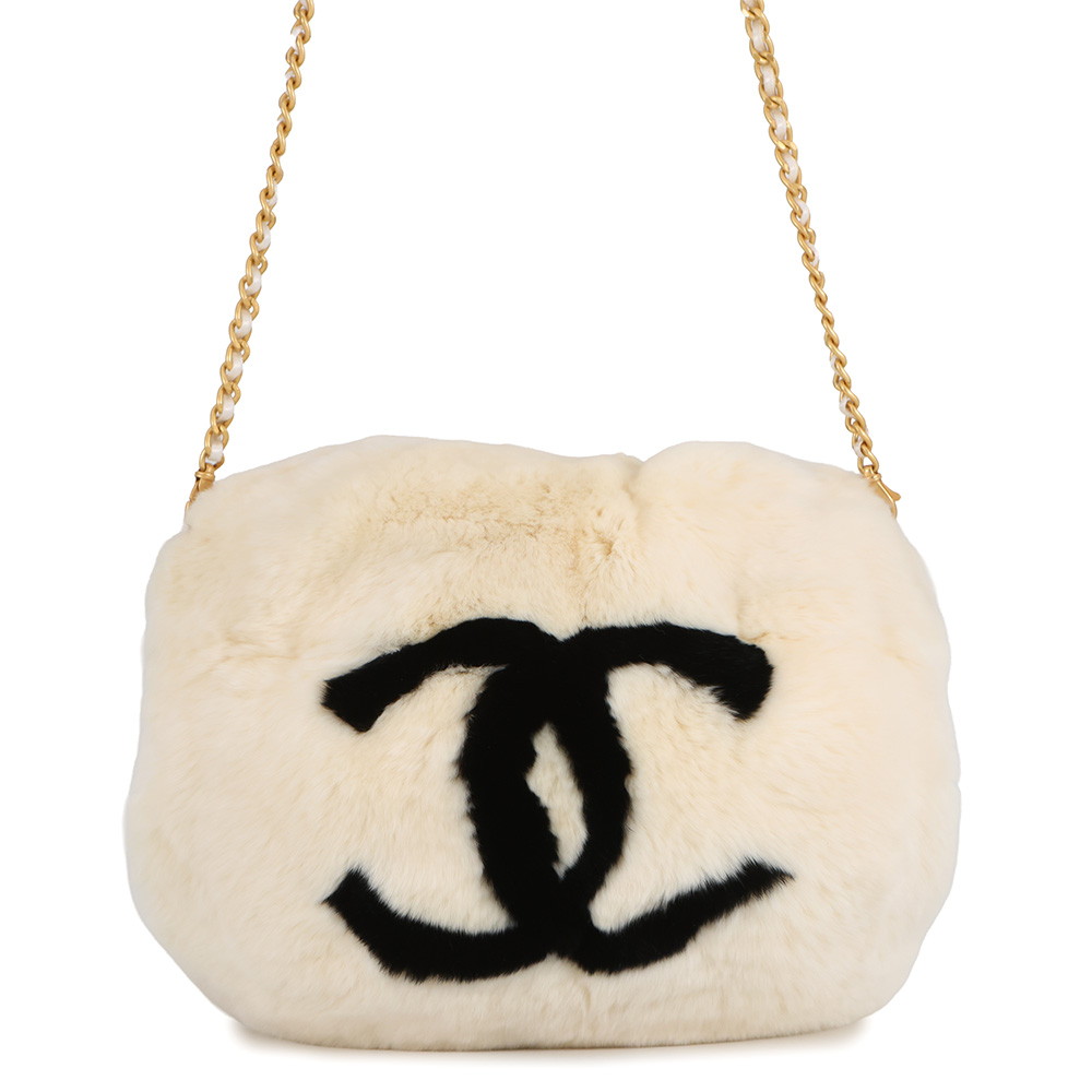 シャネル チェーンショルダーバッグ ラパン A17714 CHANEL 白 ファーアームウォーマー 【安心保証】 【中古】 シャネル バッグ CHANEL BAG