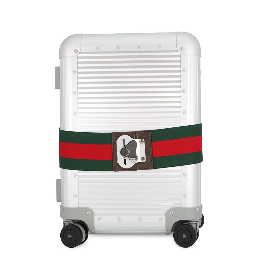 グッチ キャリーケース ポーターキャビン トロリー FRM GGスプリーム 743843 GUCCI スーツケース 旅行 トラベル 【安心保証】 【中古】 グッチ バッグ メンズ GUCCI BAG 169,700円