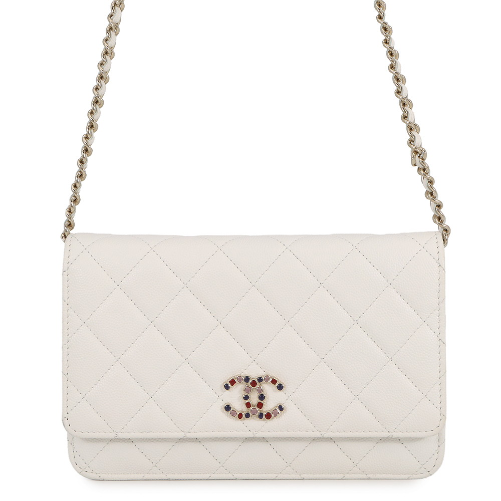 シャネル チェーンウォレット マトラッセ ココマーク ビジュー キャビアスキン CHANEL 財布 白 【安心保証】 【中古】 シャネル 財布 CHANEL WALLET 237,000円