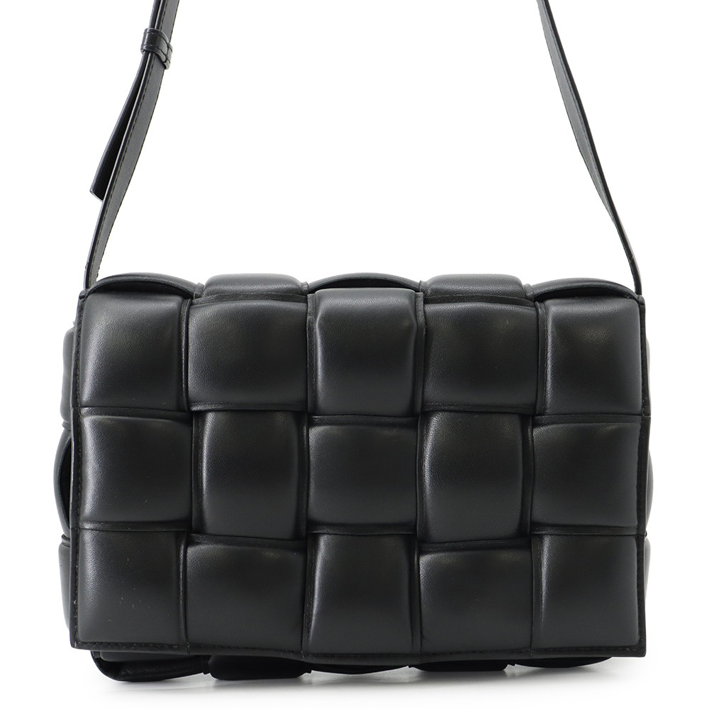 ボッテガヴェネタ ショルダーバッグ イントレチャート パデッド テープ 子ヒツジひと肌 591970 BOTTEGA VENETA 黒 【楽になること引きうける】 【中古】 ボッテガヴェネタ 御徒面子 ボッテガヴェネタ BOTTEGA VENETA BAG