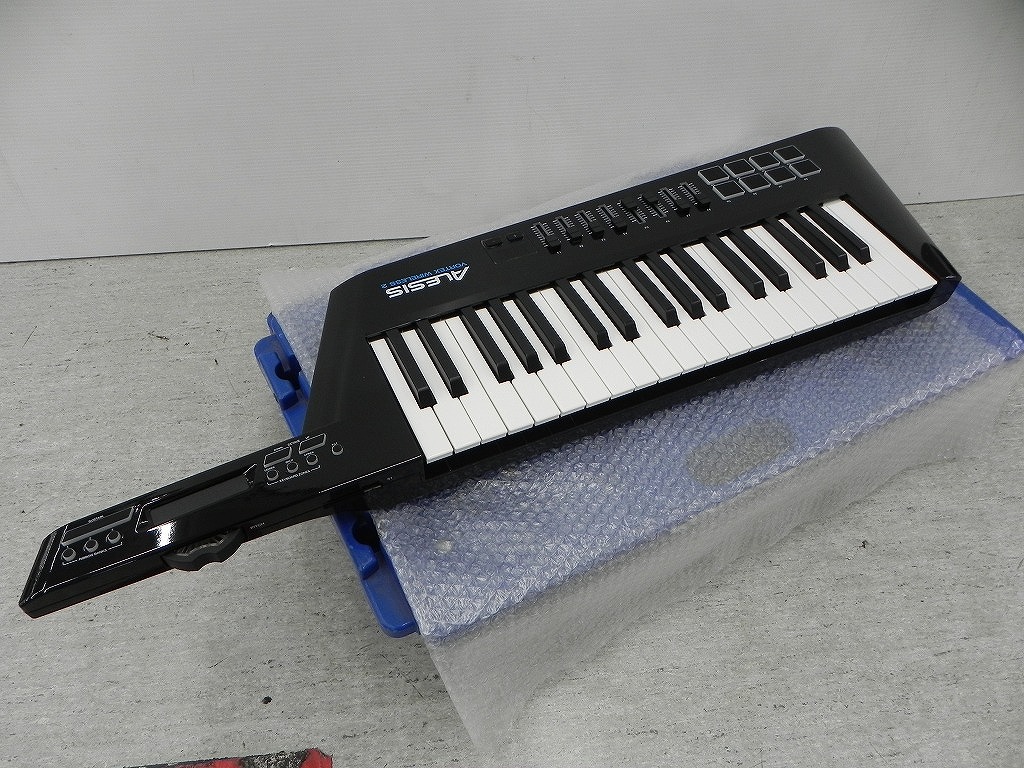 USB - MIDIキーボード・コントローラ Alesis Q88 、88鍵 【新発売