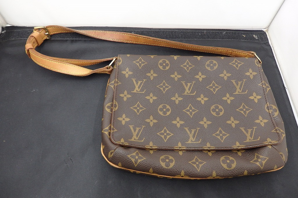 ルイヴィトン LOUIS VUITTON ミュゼットタンゴ M51257
