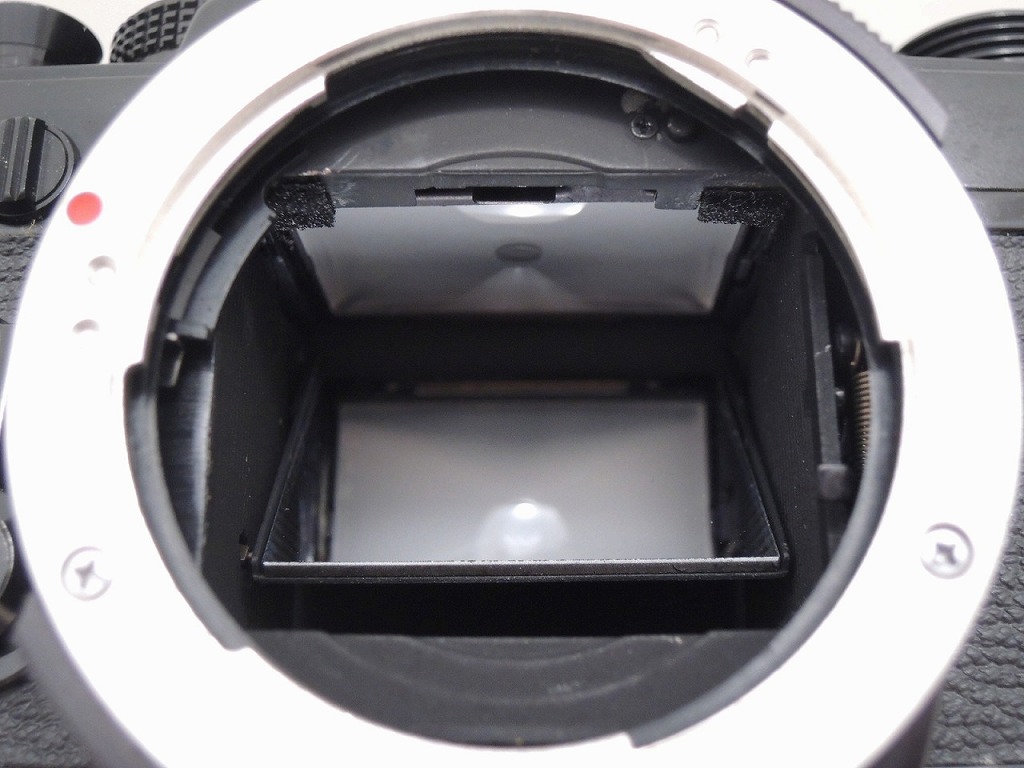 オリンパスOLYMPUSフィルム一眼レフカメラボディブラックOM-1MD【中古】