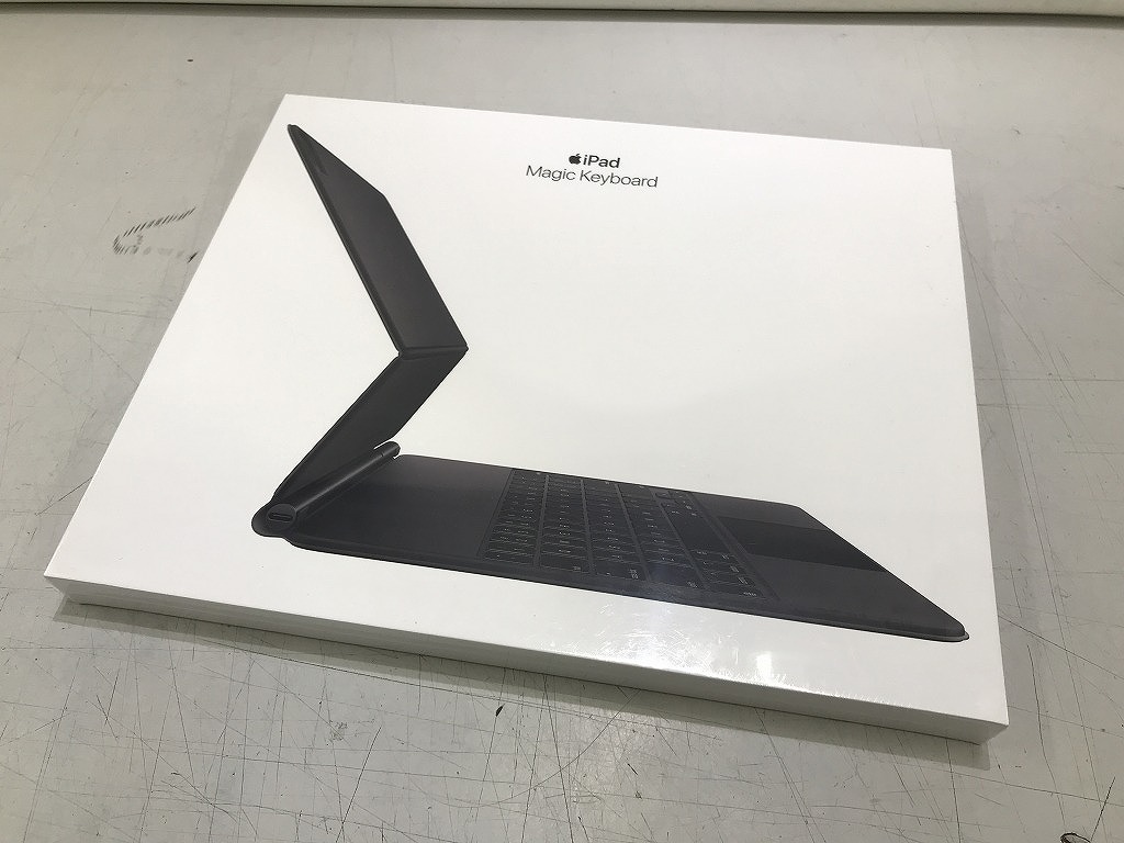 アップル Apple 12.9インチiPad Pro(第5世代)用Magic Keyboard ブラック MJQK3J A