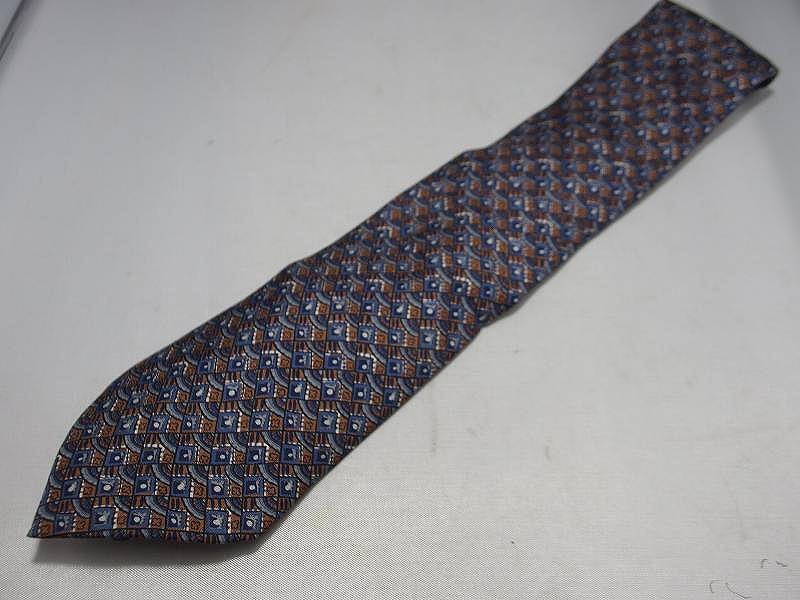 希少 HERMES ドラゴン ネクタイ 黒 H柄 ソリッド 龍 縁起物 希少 HERMES ドラゴン ネクタイ 黒 H柄 ソリッド 龍 縁起物