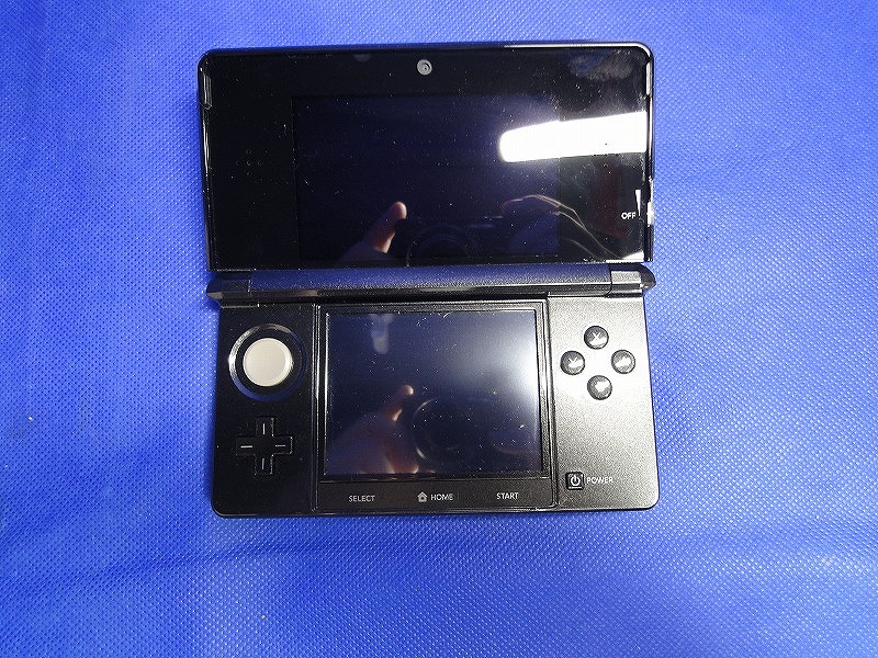 ニンテンドー  3ds  コスモブラック  中古品セット ニンテンドー3DS コスモブラック 箱付き すぐに遊べるセット