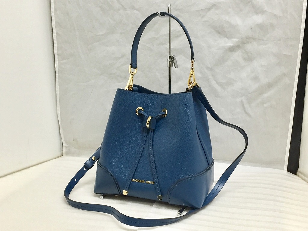 【美品】マイケルコース　ハンドバッグ　ボストン型　ロゴチャーム　ネイビー　手提げ Amazon | MICHAEL KORS [マイケル マイケルコース] ハンドバッグ
