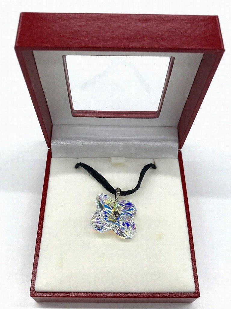 Baccarat オルテンシア フラワー ピアス クリスタル A254021 Baccarat オルテンシア フラワー ピアス クリスタル A254021