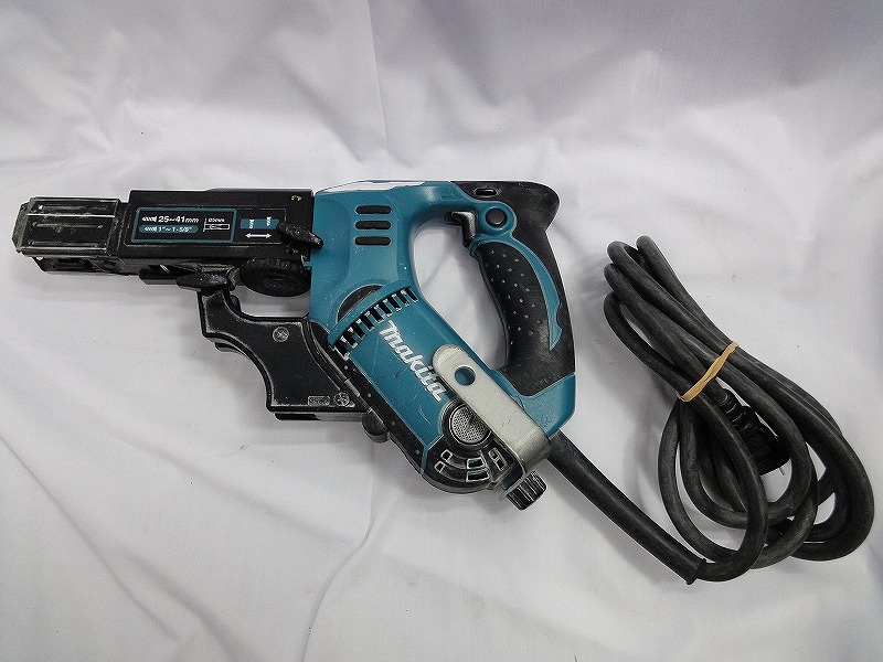 マキタ makita オートパックスクリュードライバー 6841 【中古】
