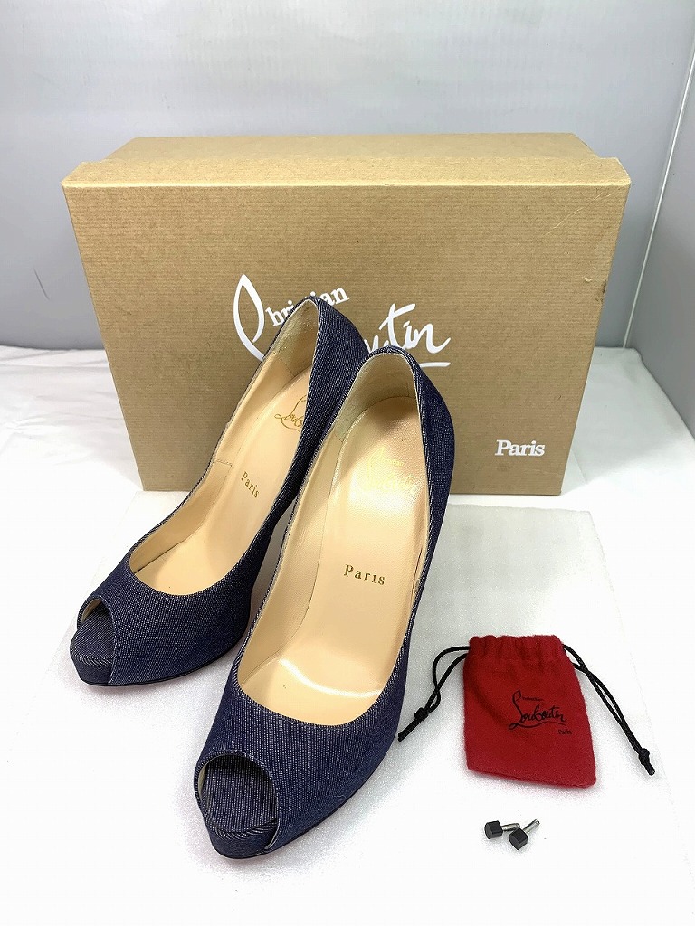 クリスチャンルブタン　パンプス37 ベージュ　美品 クリスチャン ルブタン ベージュエナメル37 - メルカリ