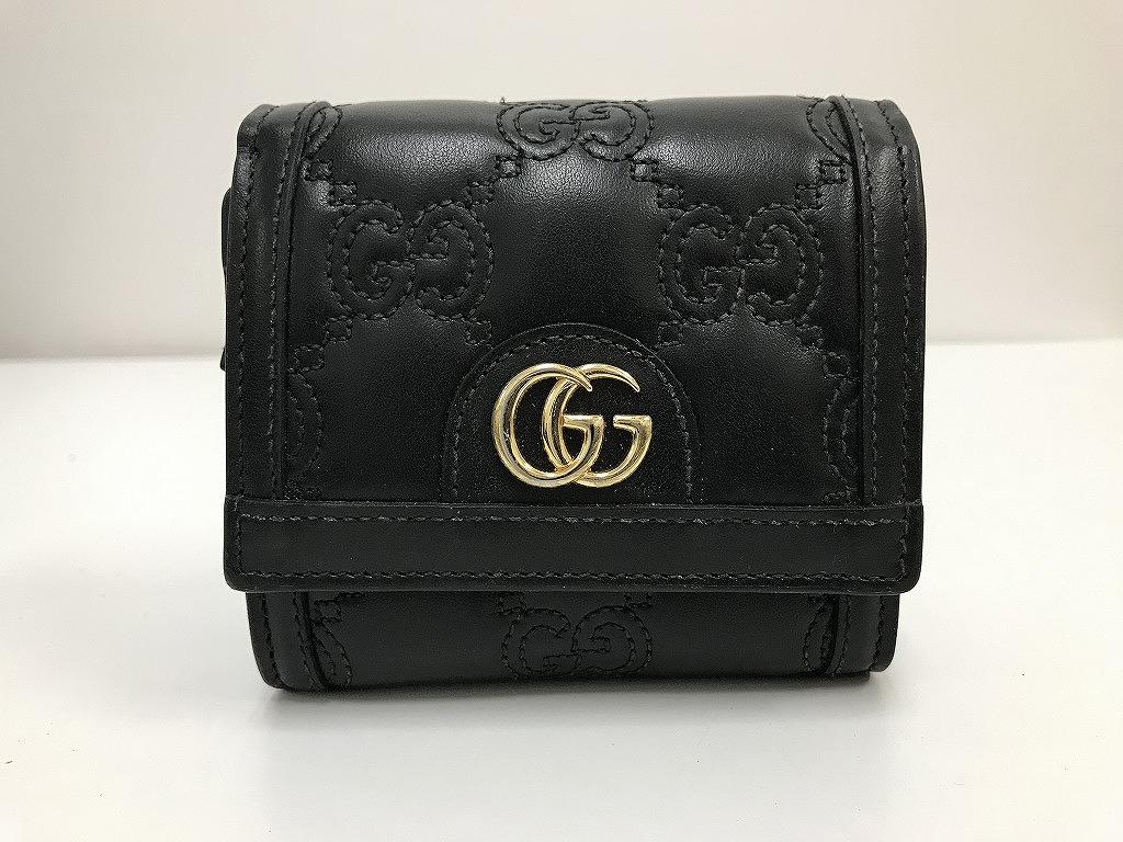 ✨新品未使用・箱付き✨　GUCCI ミニ財布　マーモント　エンボスロゴ　二つ折り 楽天市場】GUCCI グッチ GGマーモント 2つ折財布 二つ折り財布
