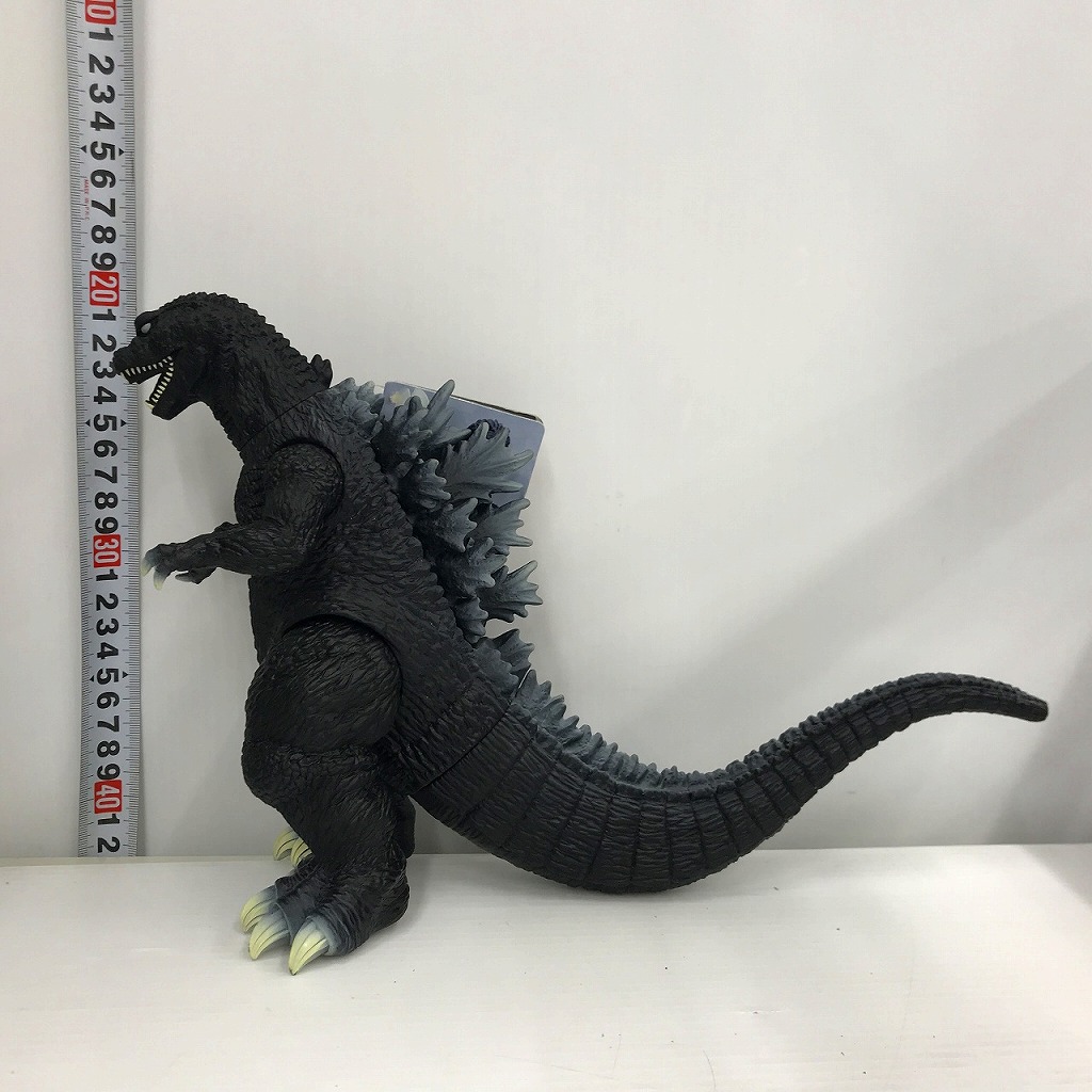 【ポイント10倍！要エントリー！】【期間限定セール】バンダイ BANDAI ゴジラ ムービーモンスターシリーズ ゴジラ 2002 【中古】