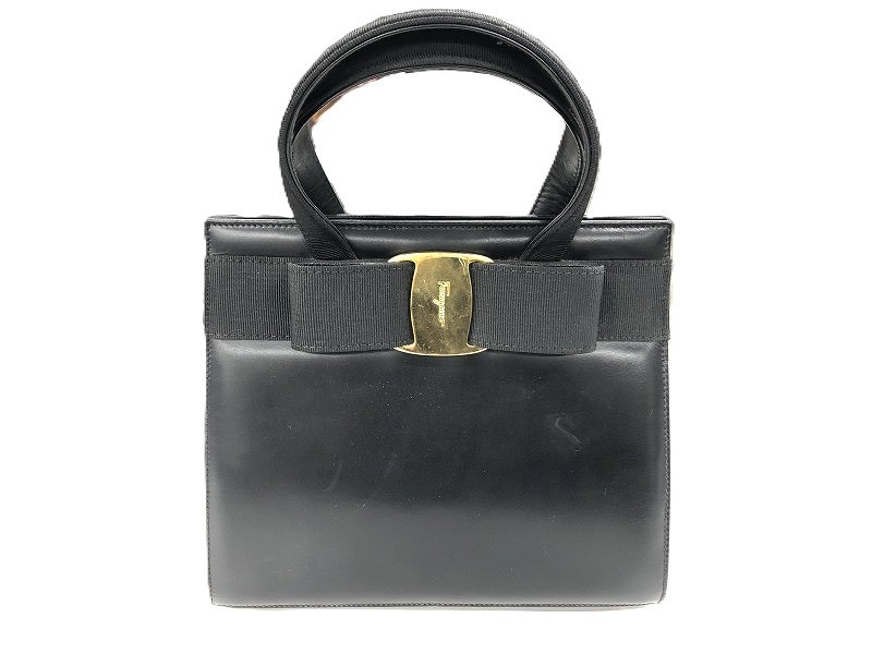 フェラガモ ヴァラリボン トップハンドル ハンドバッグ ショルダーバッグ ヴァラ トップハンドル - ウィメンズ | Ferragamo