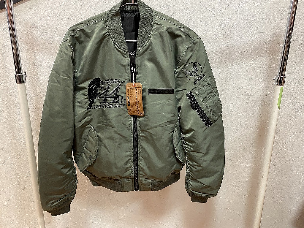 新品同様 ハルクホーガン ブルゾン WWF時代 WWE デッドストック ジャケット 中古 4c068765 新品同様 ハルクホーガン ブルゾン WWF時代 WWE デッドストック