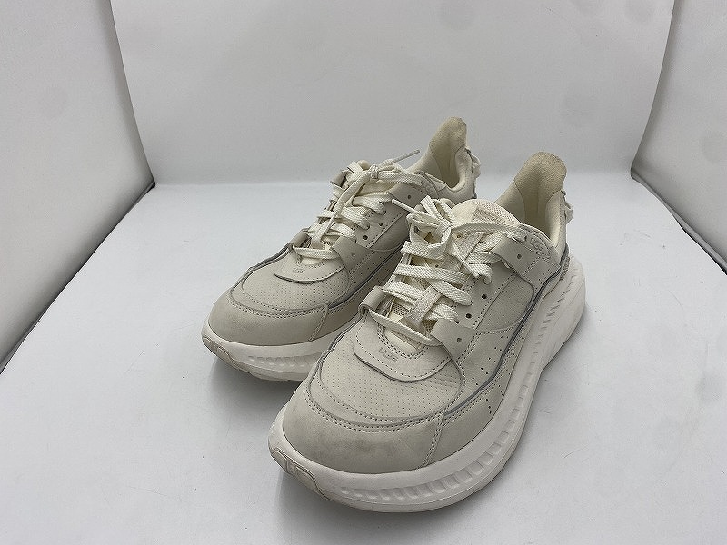 UGG アグ　CA805 26cm 美品 UGG アグ スニーカー メンズ レディース 厚底 CA805 ホワイト 白
