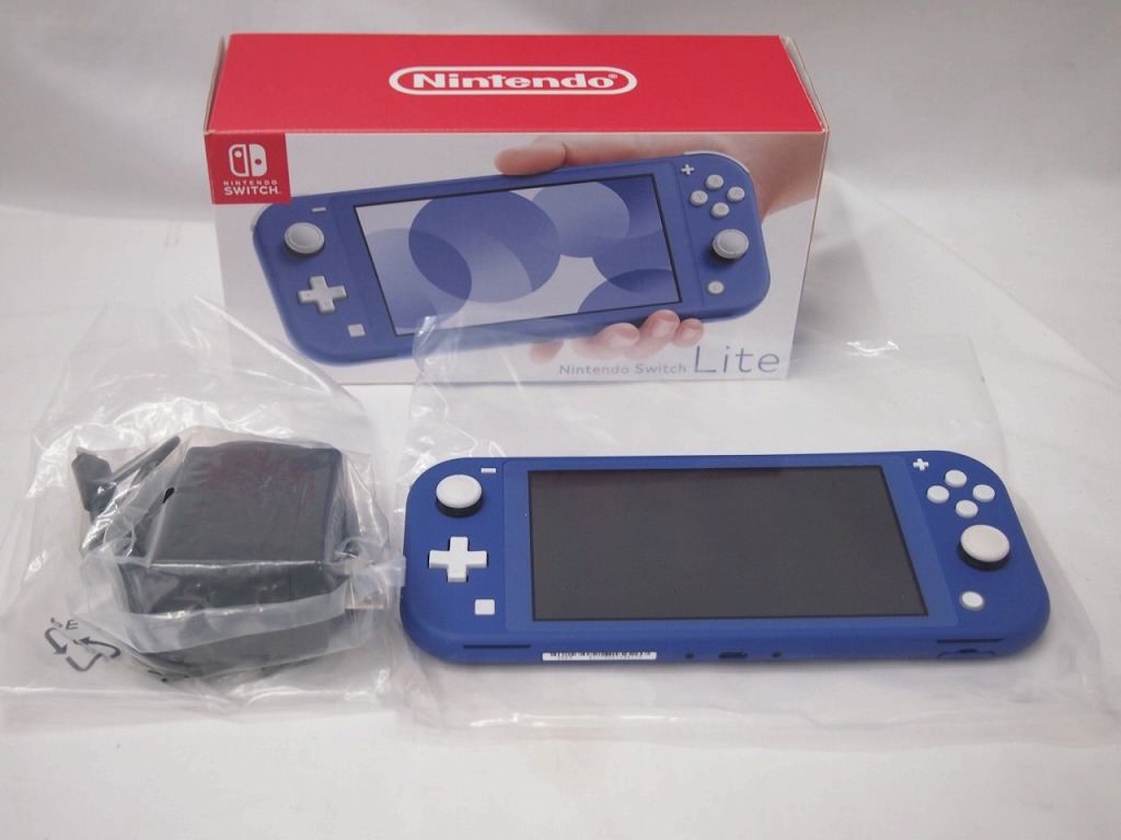 新品　Nintendo Switchライト Nintendo Switch Lite あつまれ どうぶつの森セット ～まめきち