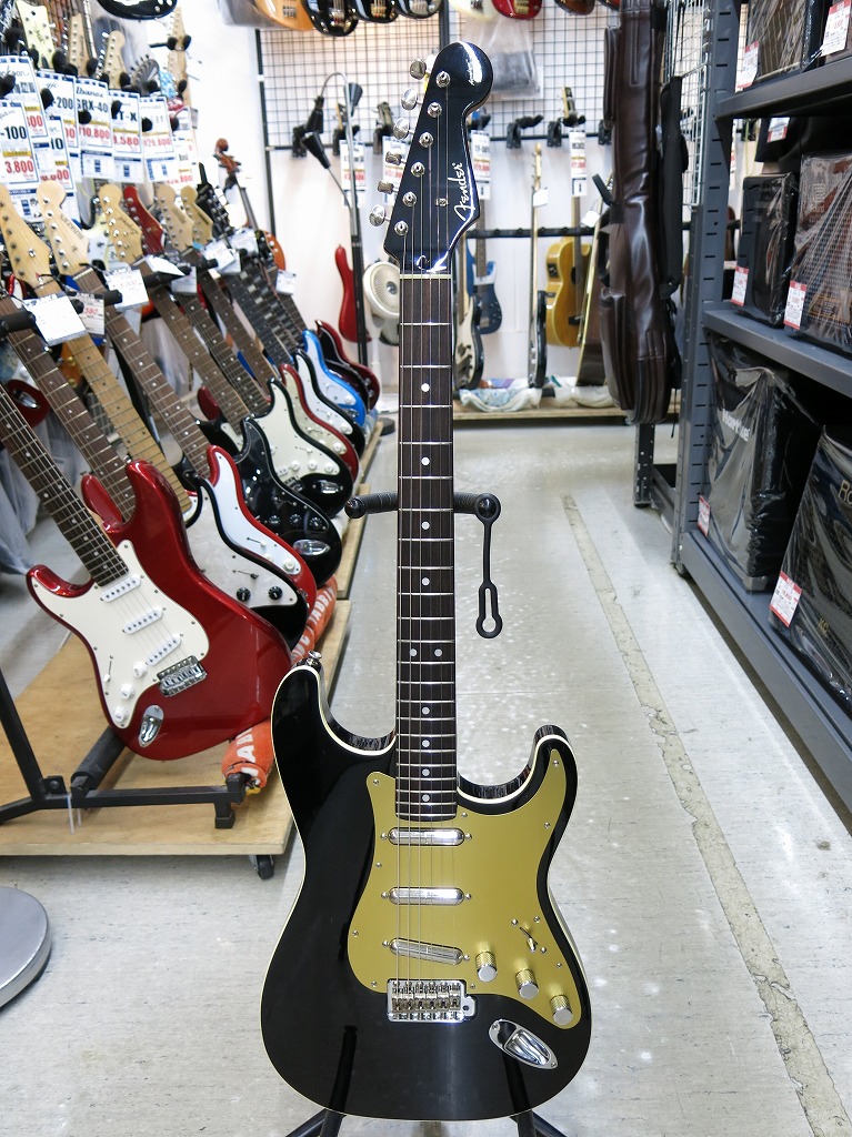 【美品】Fender Aerodyne Stratフェンダーエアロダイン Fender フェンダー Aerodyne Special Stratocaster Bright White
