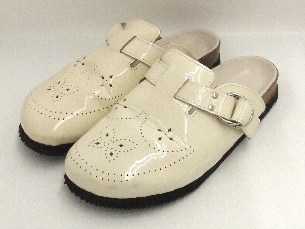 楽天市場】NEEDLES Shower Sandals Track Line Size-42