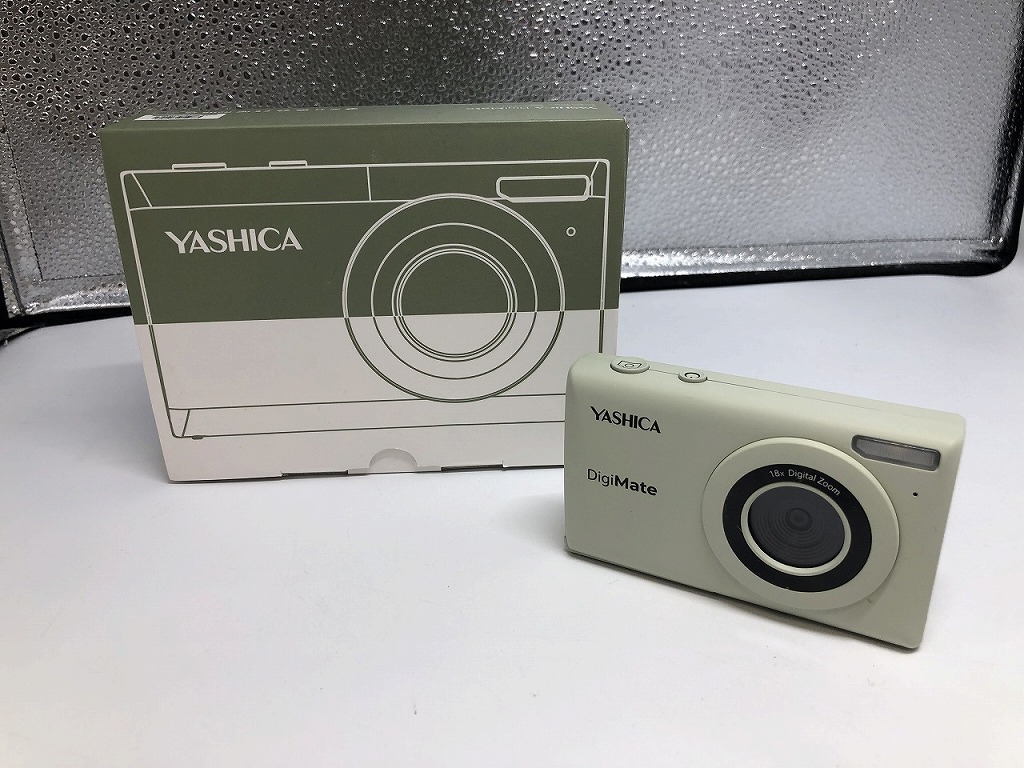YASHICA DigiMate コンパクトデジタルカメラ ヤシカ) YASHICA コンパクトデジタルカメラDigiMate ミント