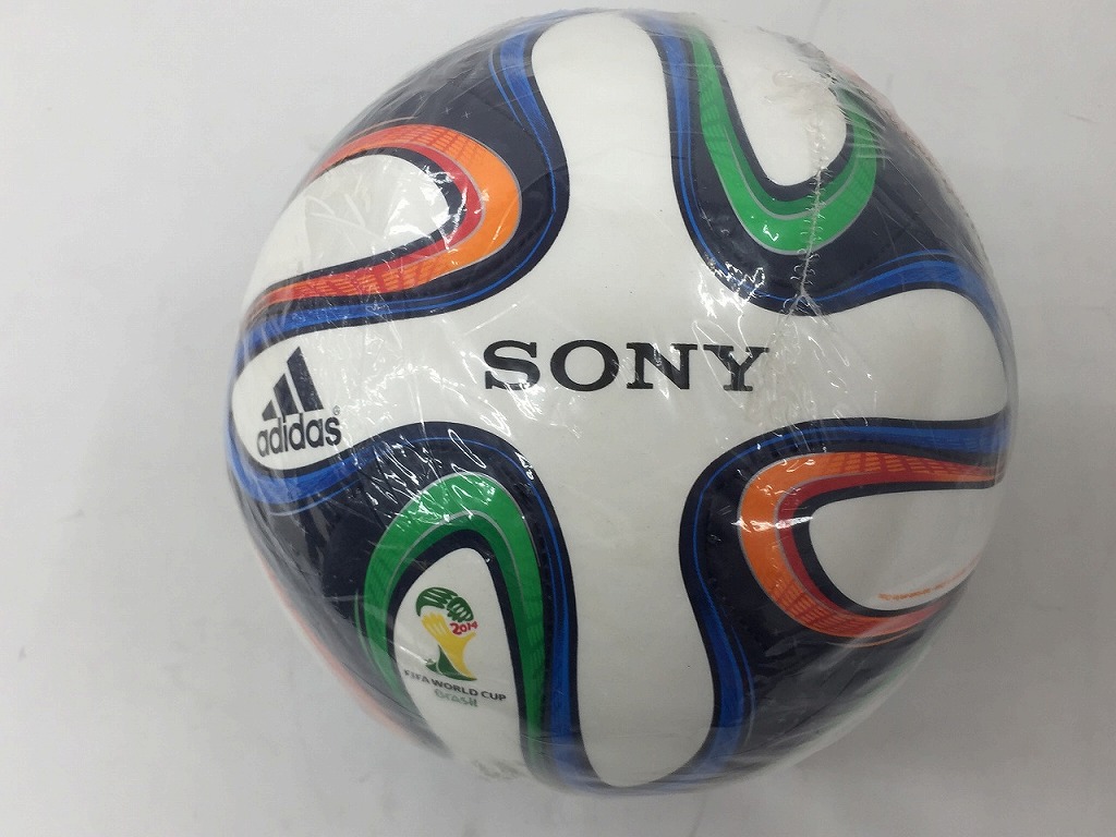 adidas TEAMGEIST サッカーボール  ホワイト/レッド　5号 adidas TEAMGEIST サッカーボール ホワイト/レッド 5号 adidas