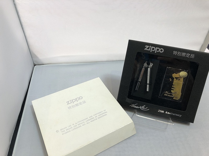 ジッポー ZIPPO 特別限定品 zippo ブルースリー 25周年 ヌンチャク付き ブラック、ゴールド、シルバー系 【中古】
