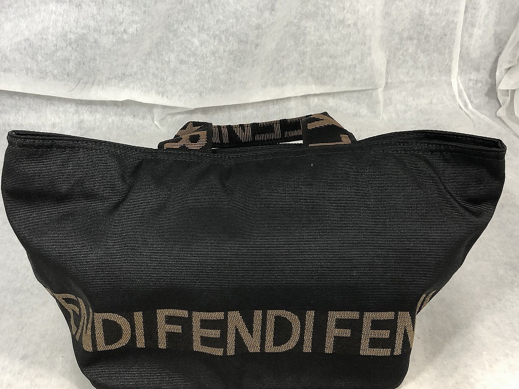 【全品ポイント10倍！要エントリー】【期間限定セール】フェンディ FENDI ハンドバッグ ブラック 2262 26488 098 【中古】