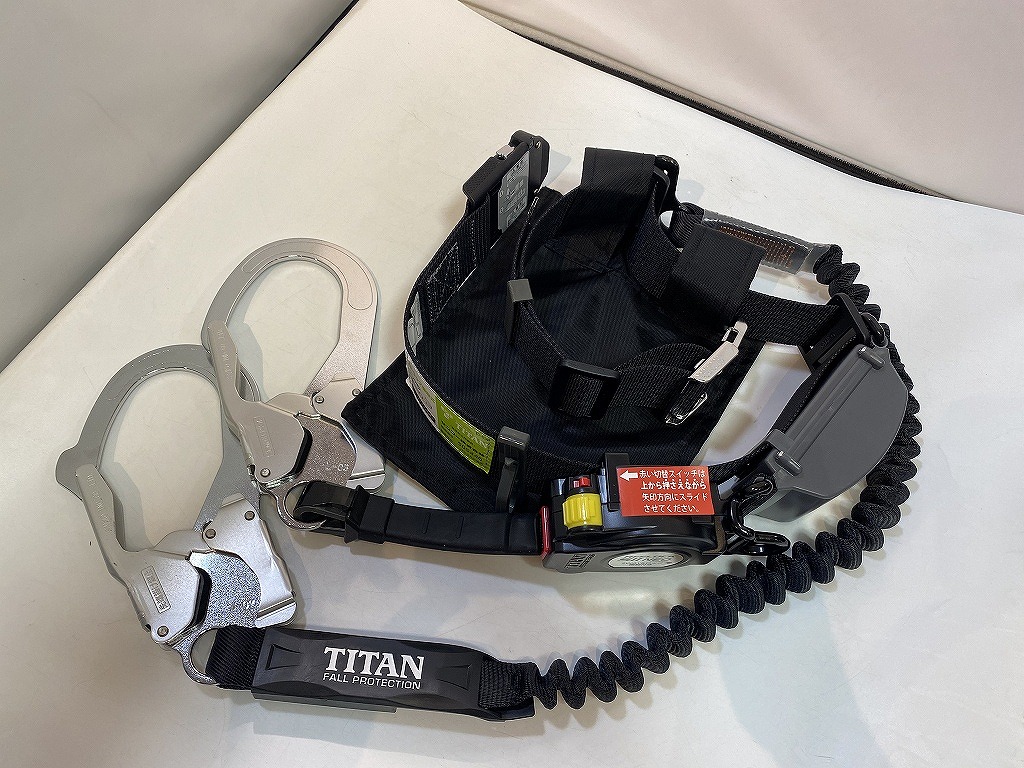 【未使用】 タイタン タイタン 胴ベルト型ロック付き巻取式 OT-SLN505-WEB-BL
