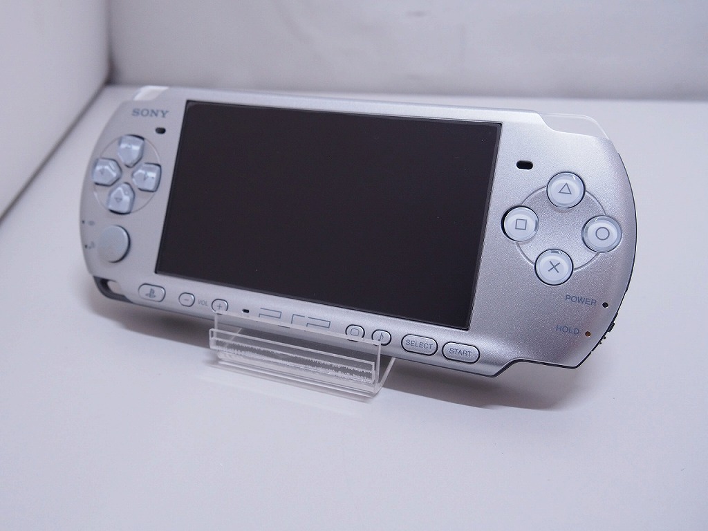 Sony PSP 3000 ms香港 シルバー 4GBメモリースティック付き Sony PSP 3000 ms香港 シルバー 4GBメモリースティック付き