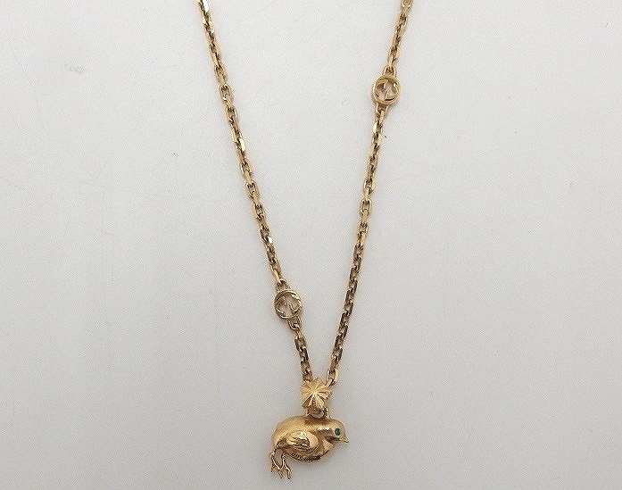 楽天市場】【中古】美品 グッチ チャーム Hello Kitty×Gucci 楽天市場】【中古】美品 グッチ チャーム Hello Kitty×Gucci