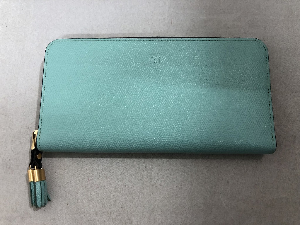 エポ epoi ラウンドファスナー 長財布 【中古】