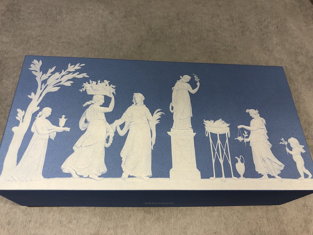 【未当て嵌める】 ウェッジウッド WEDGWOOD スウィートプラム 紅茶優勝杯＆平円盤 ありの実