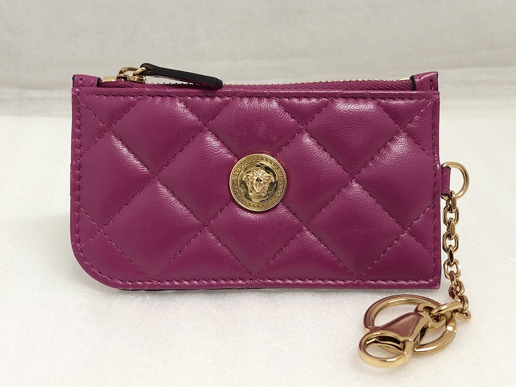 【全品ポイント10倍！要エントリー】【期間限定セール】ヴェルサーチ VERSACE キルティング パスケース カードケース コインケース 小銭入れ パープル DP3I168S 【中古】