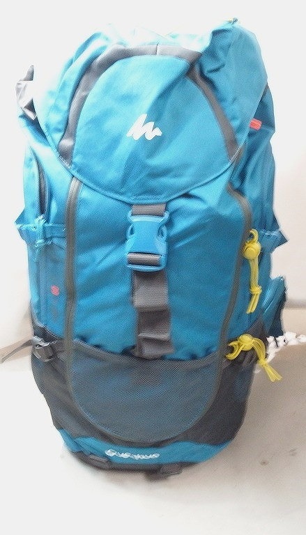 【継続期間制限事項大売り出し】ケシュア QUECHUA 背嚢 うしろ側風呂敷き包み 青 【中古】