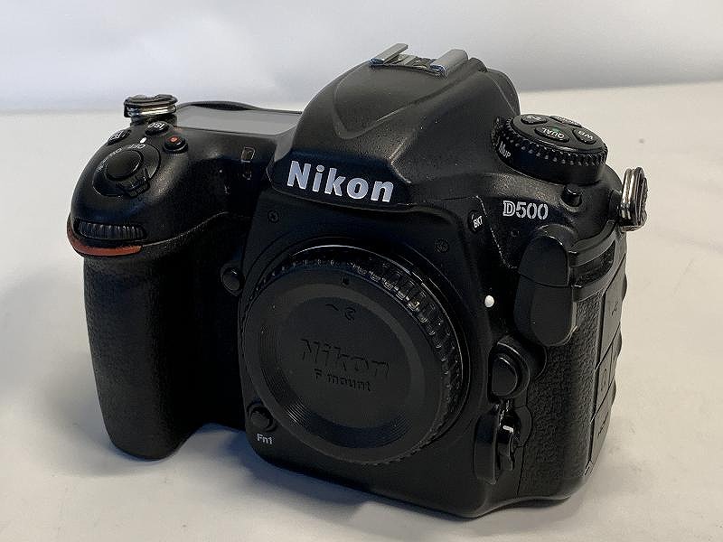 ニコン Nikon 【特価品】D500 ボディ デジタル一眼レフカメラ ボディのみ 【中古】