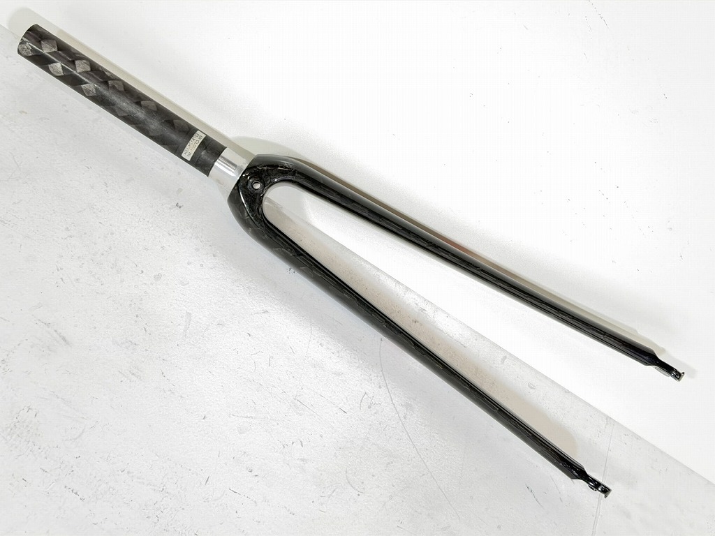 ヴェラム VELLUM カーボンフォーク 700c 【カウマン鎌倉】 【中古】