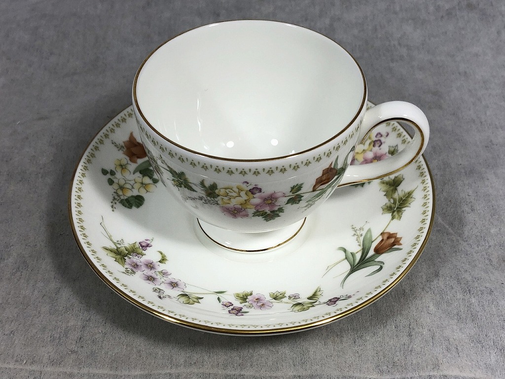 【未当て嵌める】 ウェッジウッド WEDGWOOD ミ付け札 優勝杯＆平円盤