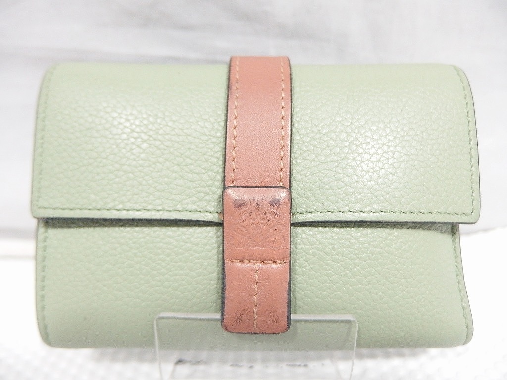 【全品ポイント10倍!要エントリー】【期間限定セール】ロエベ LOEWE バーティカルウォレット スモール 三つ折り財布 緑 【中古】|ワットマン店