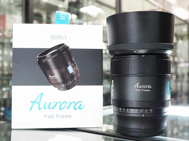 【継続期間制限事項大売り出し】シルイ SIRUI 中望遠水晶体 Aurora 85粍 F1.4 Full Frame AFL 【中古】